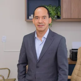 Dr. Diogo Sales Arcanjo dos Santos