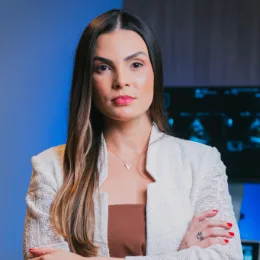 Dra. Valéria Campos